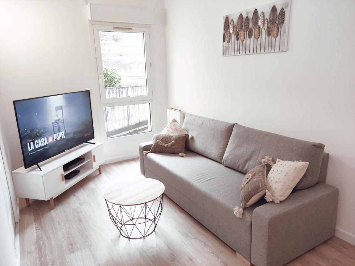 Aeroport Roissy Cdg - Parc Asterix - Parc Des Expositions Apartment Louvres ภายนอก รูปภาพ